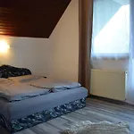 Ket Diofa Vendeghaz Felsotarkany